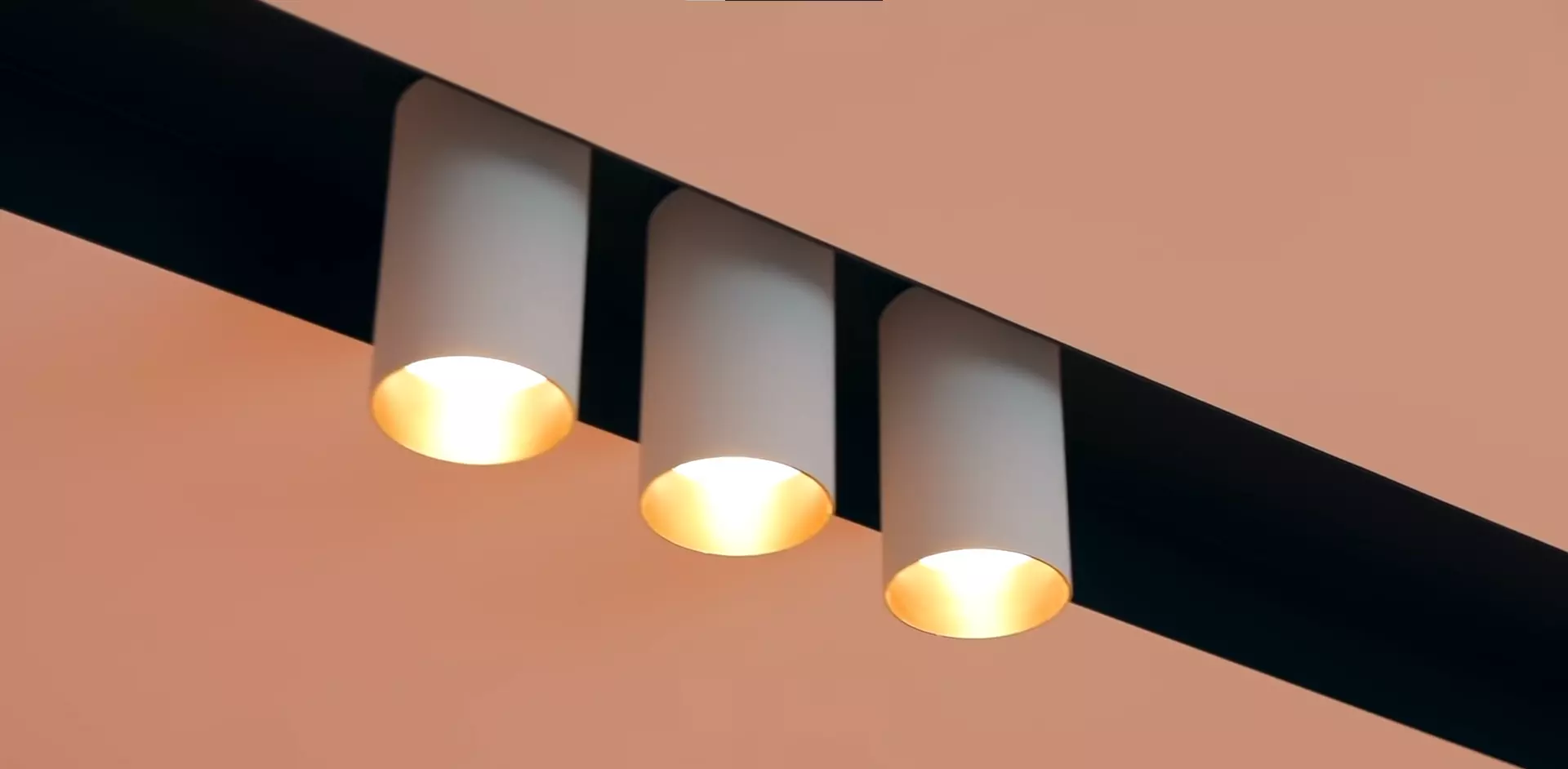 Луганск, Вяткина, 27, фото 1