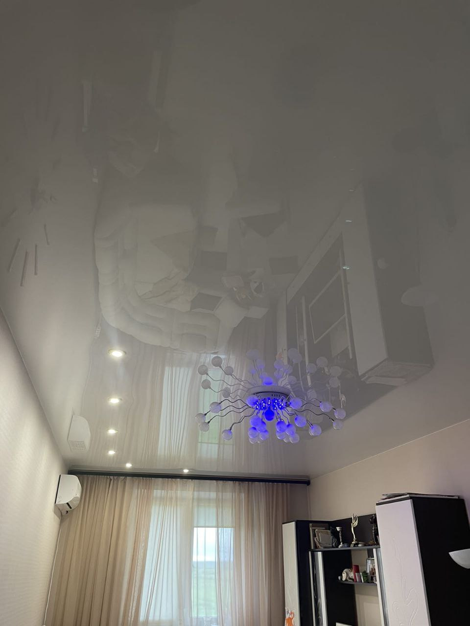 Луганск, проспект Строителей, 12Б, фото 1